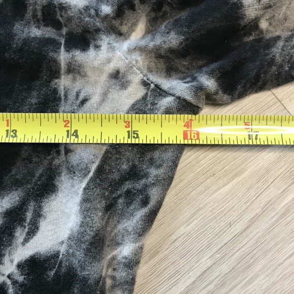 Tie Dye 3/4 Sleeve Bodycon Mini Dress Stretchy Form Fitting Flattering Sz Medium - Picture 6 of 7